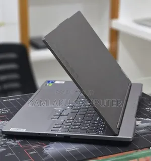 New Laptop Lenovo Legion 5 24GB Intel Core i7 SSD 1T