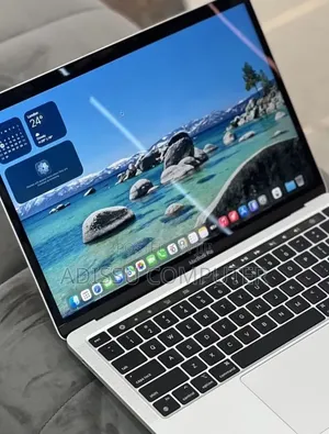 New Laptop Apple MacBook Air 2022 M2 8GB Apple M2 SSD 512GB