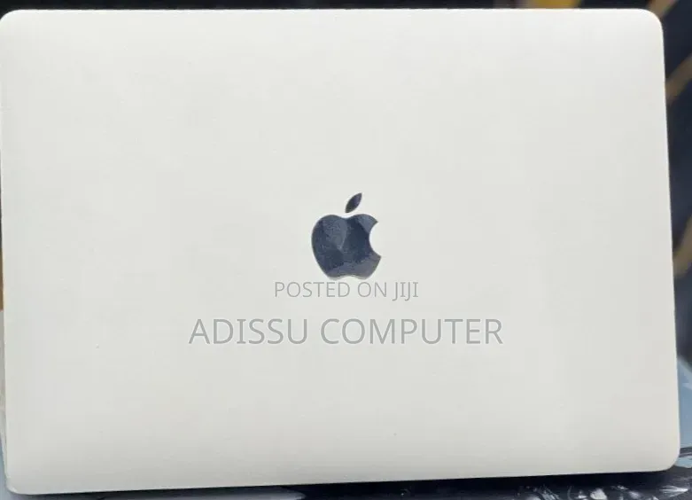 New Laptop Apple MacBook Air 2022 M2 8GB Apple M2 SSD 512GB