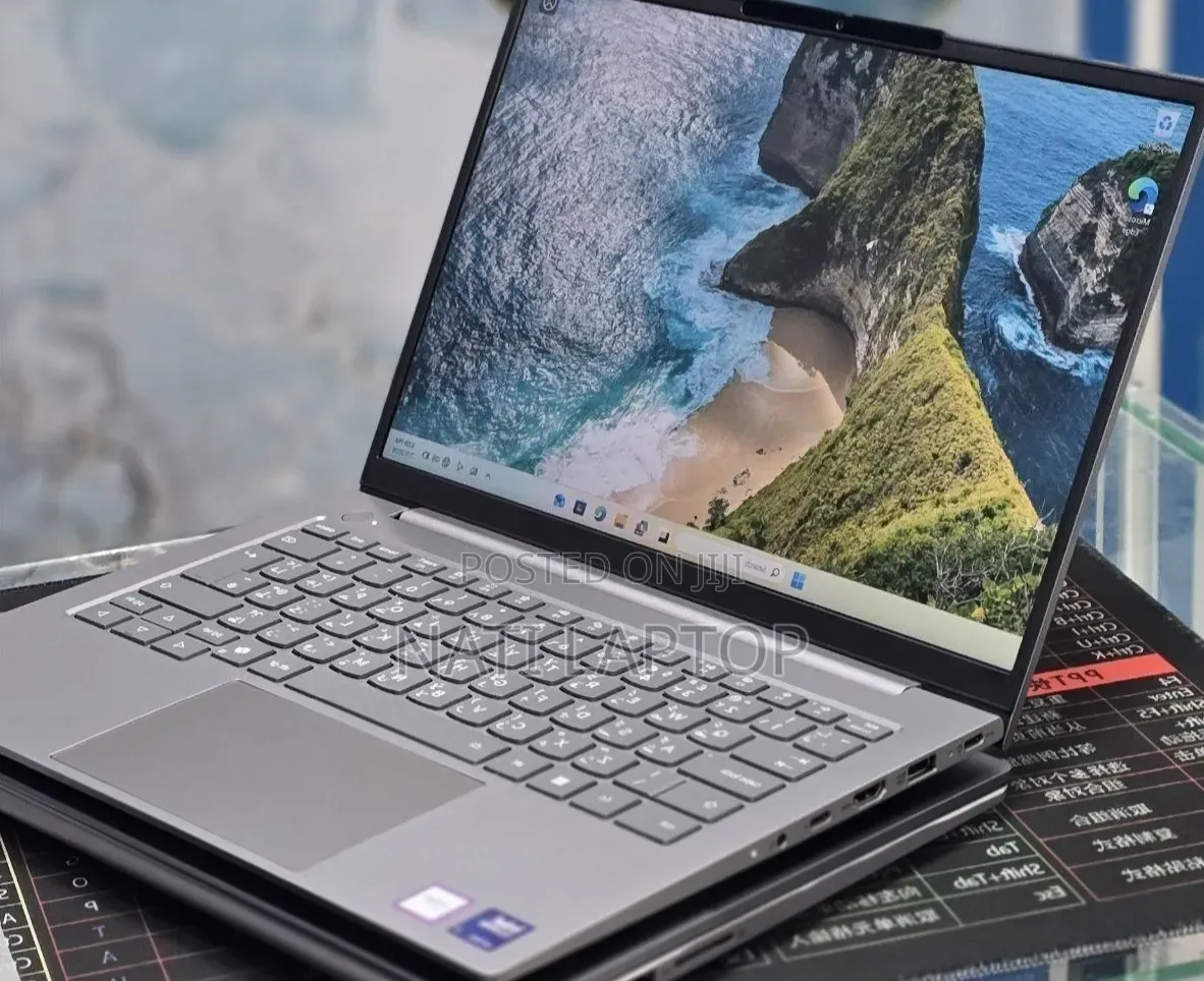 New Laptop Lenovo Thinkbook 14 16GB Intel Core Ultra 7 SSD 512GB