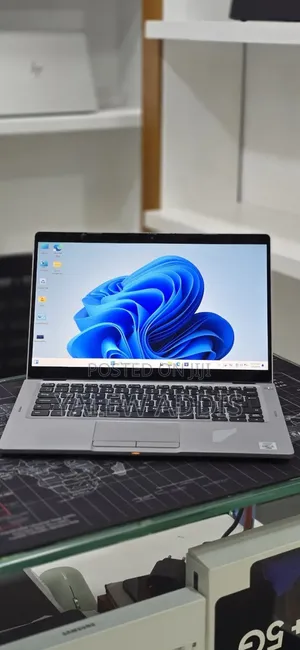 New Laptop Dell Latitude 5310 16GB Intel Core i5 SSD 512GB