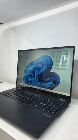 New Laptop Asus Vivobook 15 16GB Intel Core i5 SSD 512GB