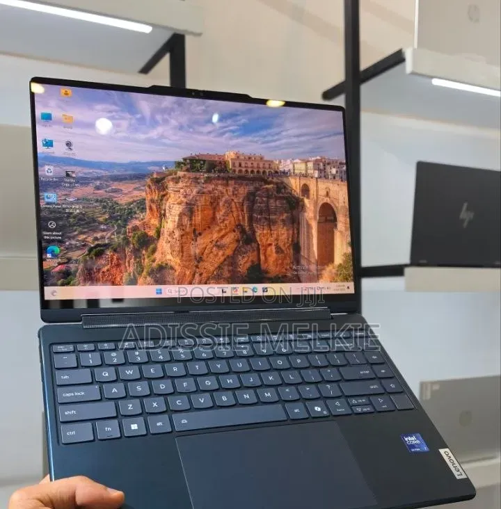 New Laptop Lenovo Yoga 9 16GB Intel Core Ultra 7 SSD 512GB
