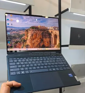 New Laptop Lenovo Yoga 9 16GB Intel Core Ultra 7 SSD 512GB
