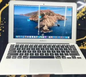 New Laptop Apple MacBook 2015 8GB Intel Core i5 SSD 128GB