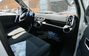 New Wuling EV80 2025 White