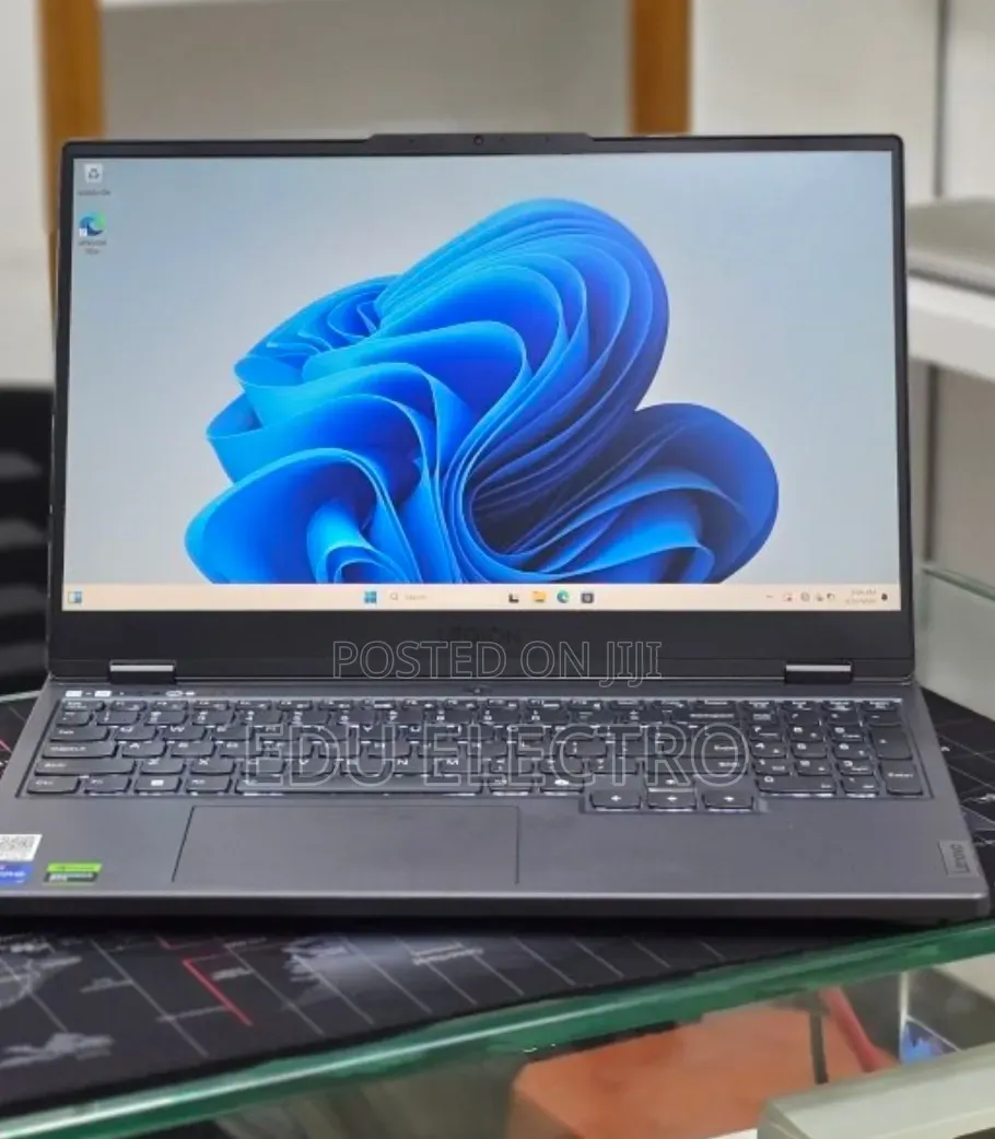 New Laptop Lenovo Legion 5 24GB Intel Core i7 SSD 1T