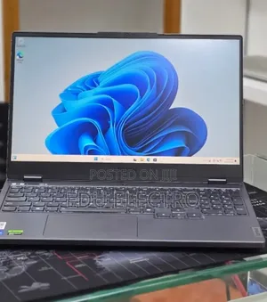 New Laptop Lenovo Legion 5 24GB Intel Core i7 SSD 1T