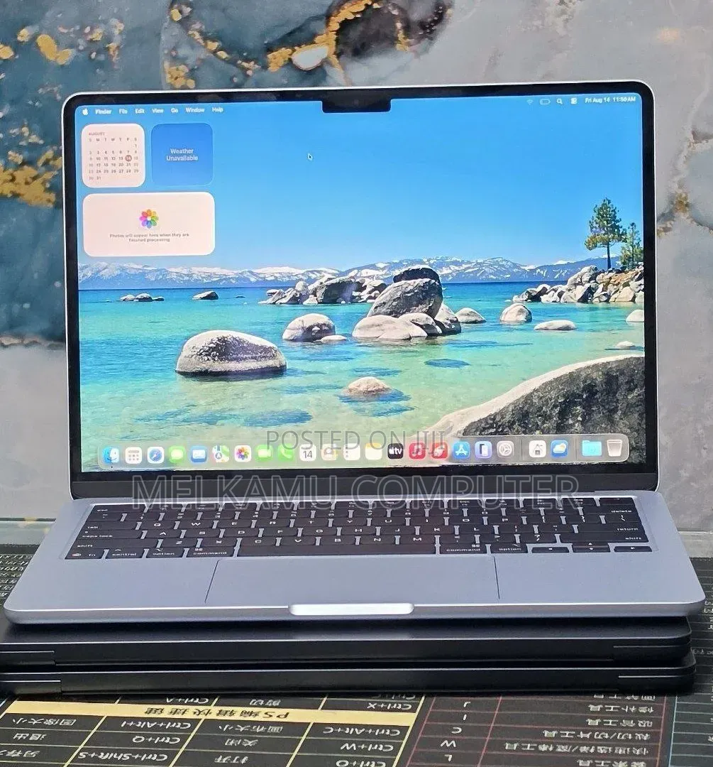 New Laptop Apple MacBook Air 2025 M4 16GB Apple M4 SSD 256GB