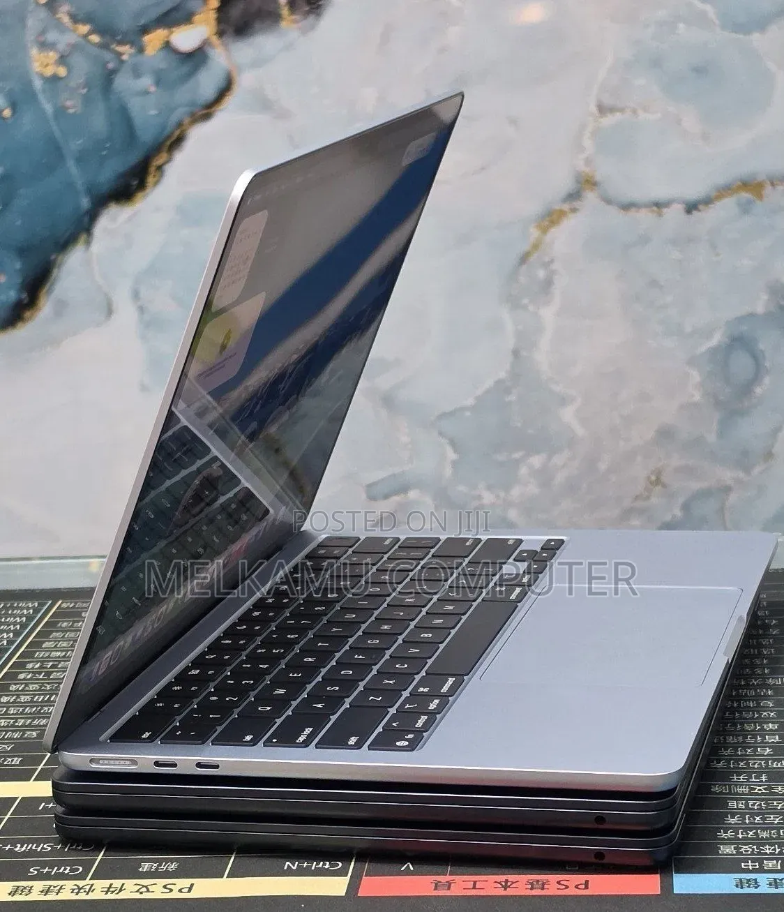 New Laptop Apple MacBook Air 2025 M4 16GB Apple M4 SSD 256GB