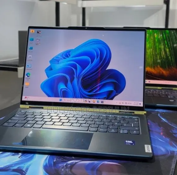 New Laptop Lenovo ThinkPad Yoga 16GB Intel Core Ultra 7 SSD 512GB