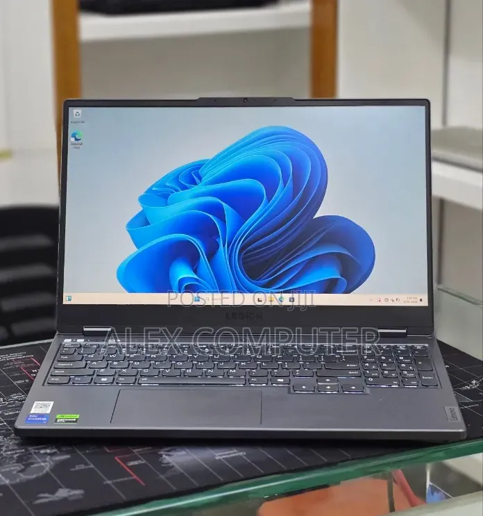 New Laptop Lenovo Legion 5 16GB Intel Core i7 SSD 1T