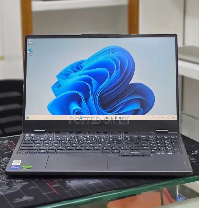 New Laptop Lenovo Legion 5 16GB Intel Core i7 SSD 1T