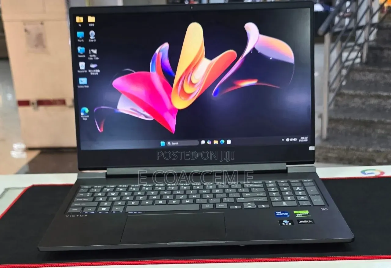New Laptop HP 16GB Intel Core i7 SSD 1T