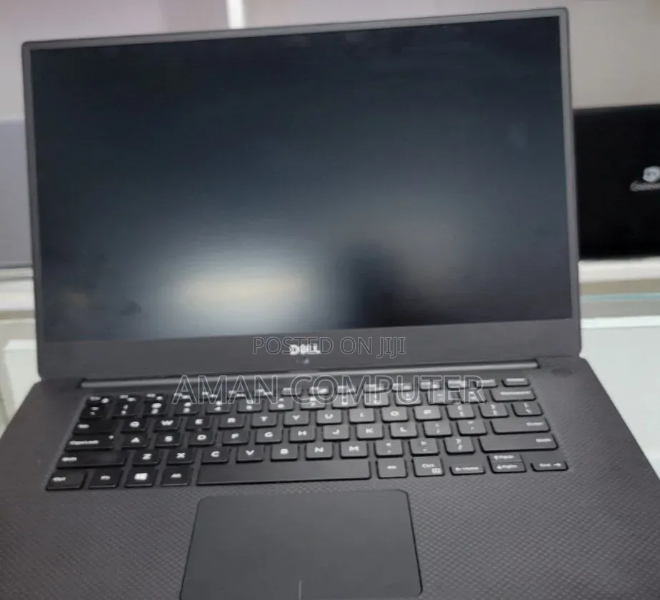New Laptop Dell Precision 5530 16GB Intel Core i7 SSD 512GB