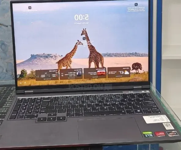 New Laptop Lenovo 16GB AMD Ryzen 7 SSD 512GB