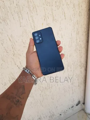 New Samsung Galaxy A52 128 GB Black
