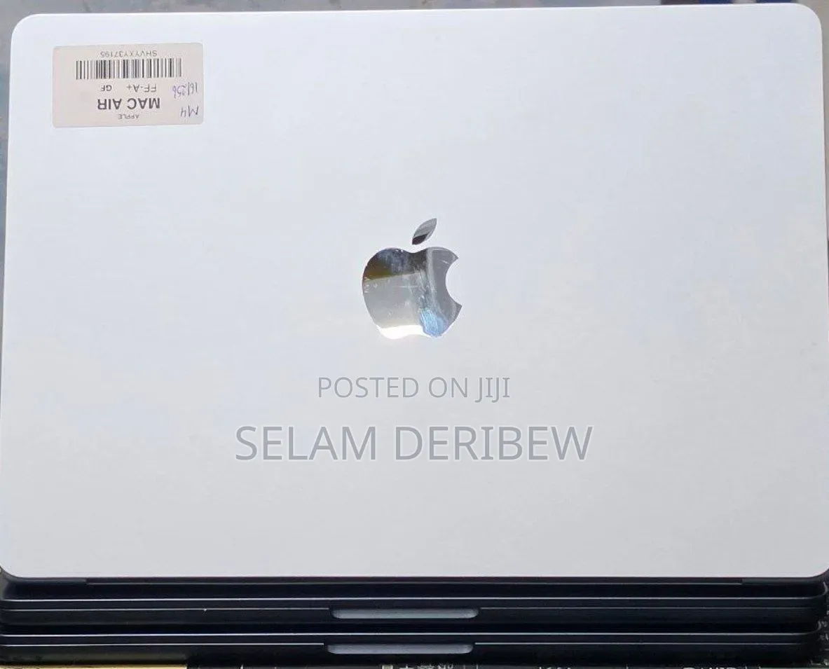 New Laptop Apple MacBook Air 2025 M4 16GB Apple M4 SSD 256GB