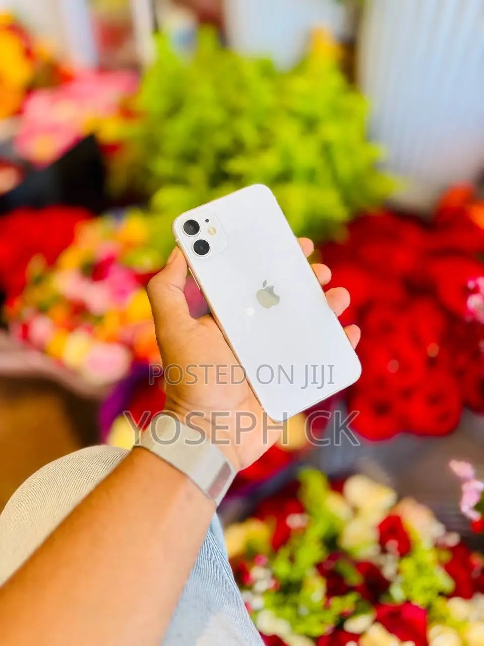 New Apple iPhone 11 64 GB White