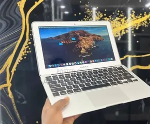 New Laptop Apple MacBook Air 2015 8GB Intel Core i5 SSD 128GB