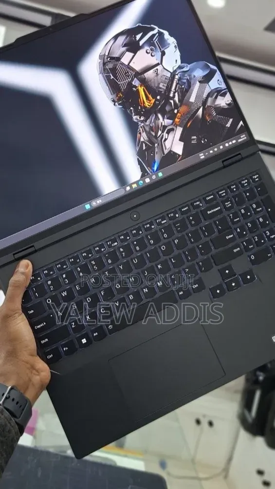 New Laptop Lenovo Legion Y740 16GB Intel Core i9 SSD 1T