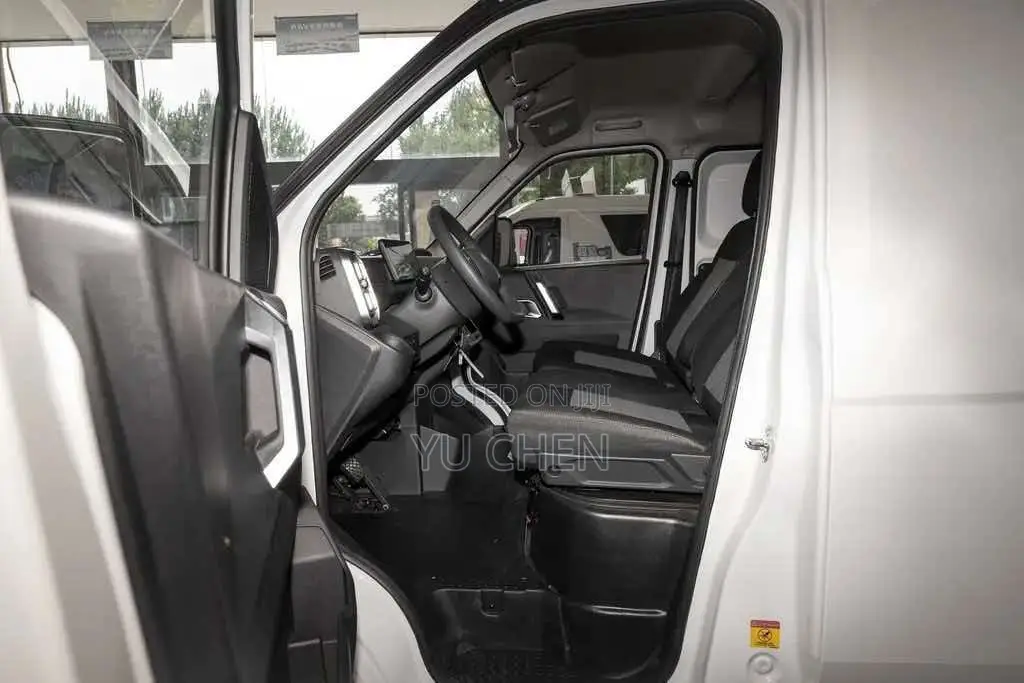 New Wuling EV80 2025 White