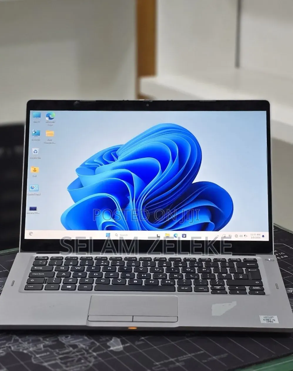 New Laptop Dell 16GB Intel Core i5 SSD 512GB