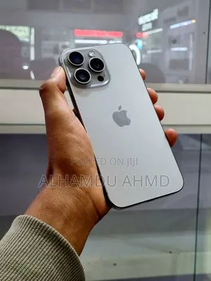 Apple iPhone 15 Pro Max 256 GB