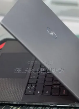 New Laptop Dell Precision 5560 16GB Intel Core i9 SSD 512GB