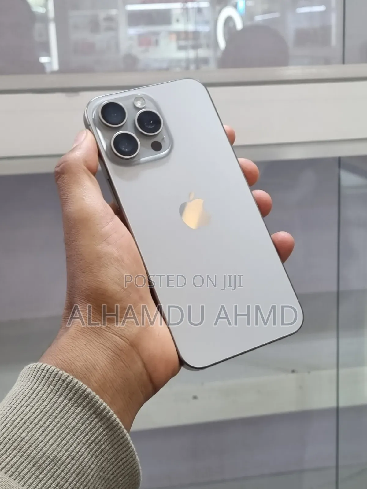 Apple iPhone 15 Pro Max 256 GB