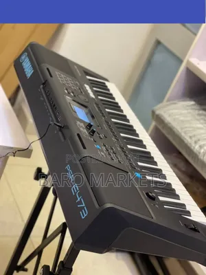 Yamaha PSR E 473 Keyboard
