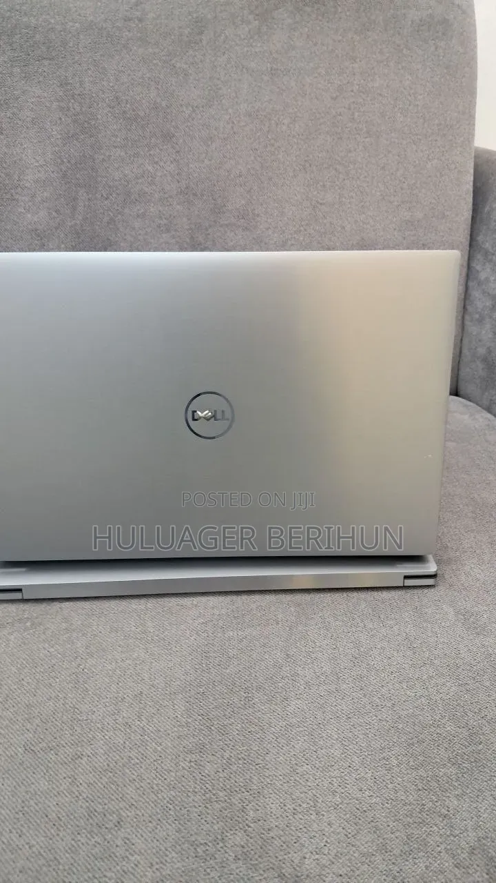 New Laptop Dell Precision 5560 16GB Intel Core i7 SSD 512GB