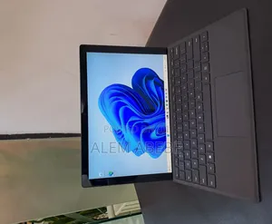 New Laptop Microsoft Surface Pro 7 16GB Intel Core i7 SSD 512GB
