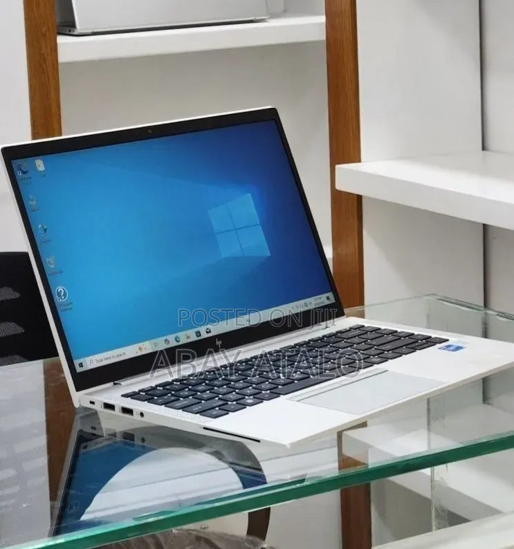 New Laptop HP EliteBook 840 G8 16GB Intel Core i7 SSD 512GB