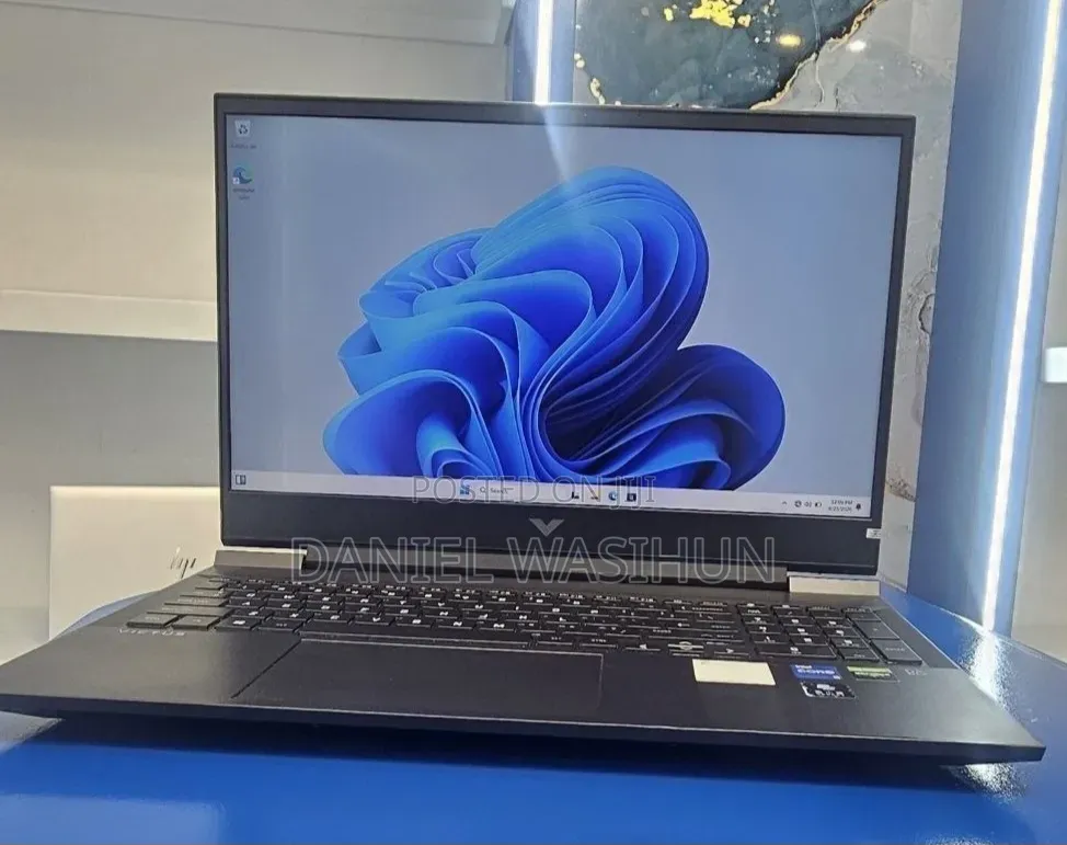 New Laptop HP Victus 16 16GB Intel Core i5 SSD 512GB