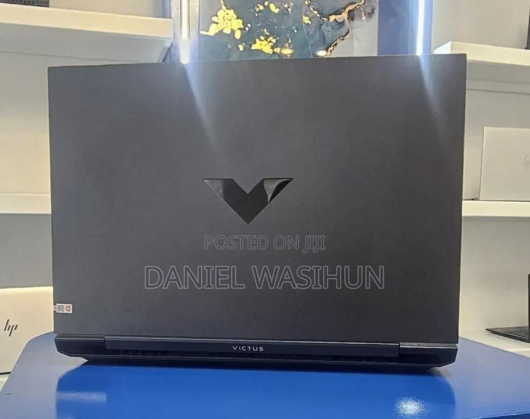 New Laptop HP Victus 16 16GB Intel Core i5 SSD 512GB