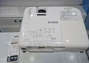 Epson Projector 
  
🌟Model Name:  EB-S41
  ✅  Has Bag and Remote