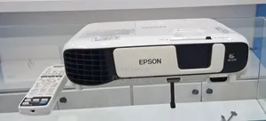 Epson Projector 
  
🌟Model Name:  EB-S41
  ✅  Has Bag and Remote