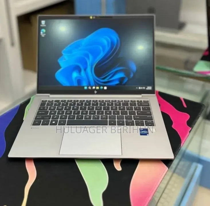 New Laptop HP ZBook 14 16GB Intel Core i7 SSD 512GB