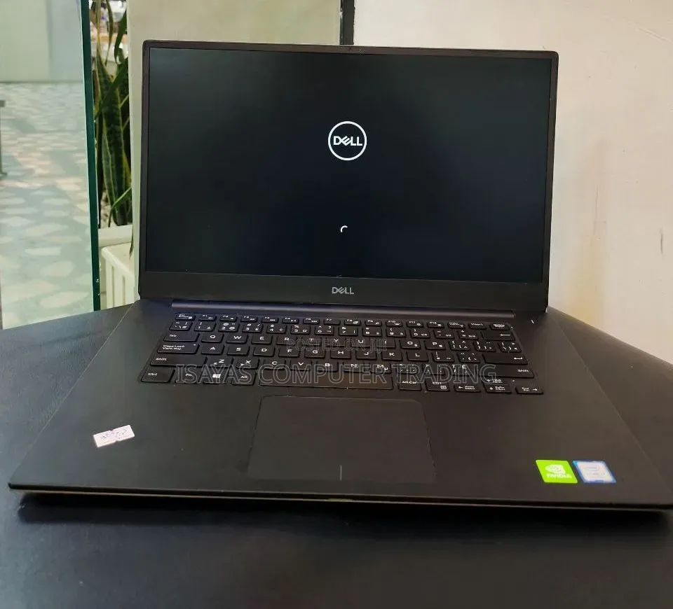New Laptop Dell Precision 5540 16GB Intel Core i7 SSD 512GB