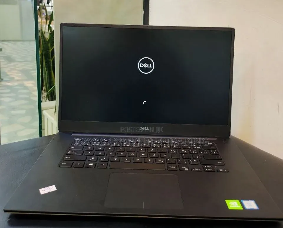 New Laptop Dell Precision 5540 16GB Intel Core i7 SSD 512GB