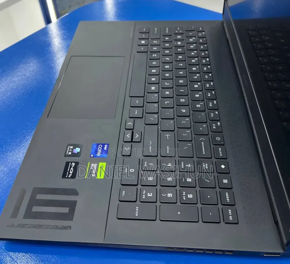 New Laptop HP Omen 16 16GB Intel Core i9 SSD 1T