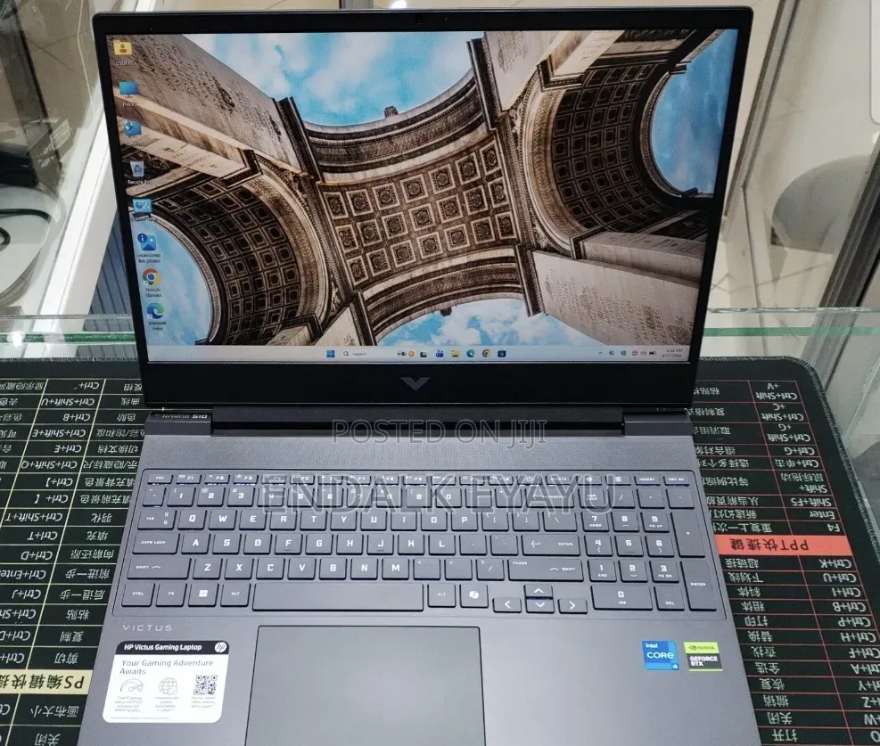 New Laptop HP Victus 15 16GB Intel Core i5 SSD 512GB