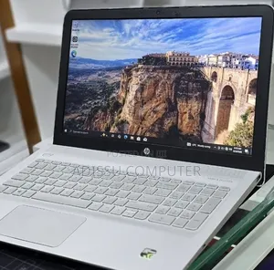 New Laptop HP Envy x360 12GB Intel Core i5 SSD 128GB