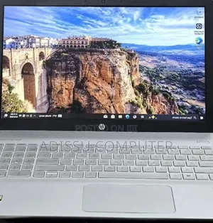 New Laptop HP Envy x360 12GB Intel Core i5 SSD 128GB