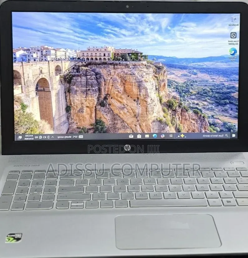 New Laptop HP Envy x360 12GB Intel Core i5 SSD 128GB