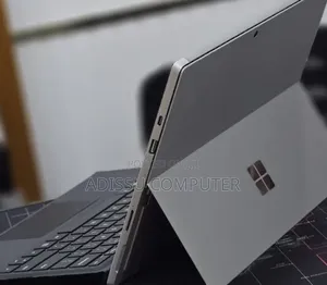 New Laptop Microsoft Surface Pro 7 16GB Intel Core i5 SSD 256GB