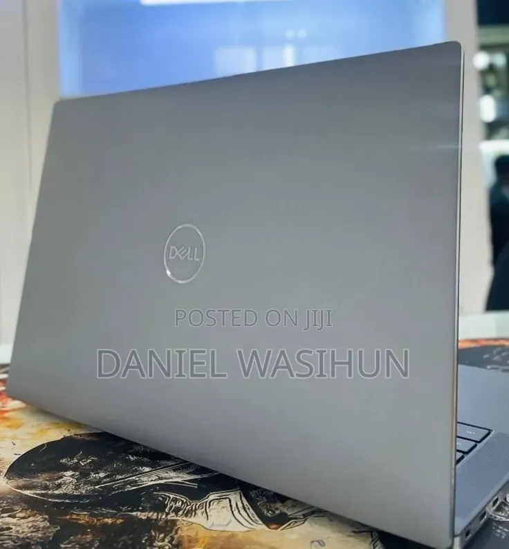 New Laptop Dell Precision 5540 16GB Intel Core i7 SSD 512GB