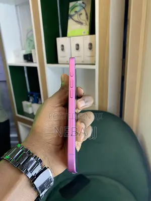 Apple iPhone 16 128 GB Pink