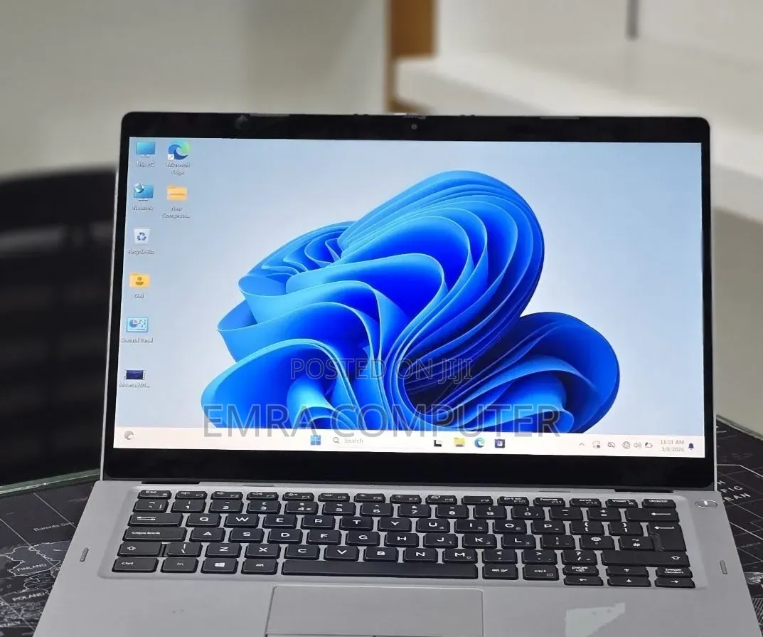 New Laptop Dell 16GB Intel Core i5 SSD 512GB